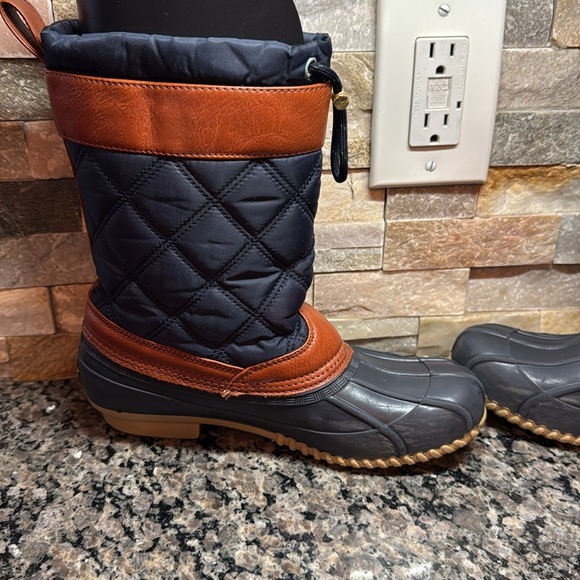 Tommy Hilfiger women’s winter quilted  duck boots 7 - Picture 8 of 14